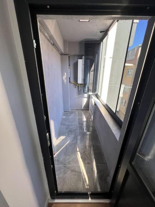 Ferienwohnung Zeytinburnu Merkezi Konumda, Sifir Daire & Esyalar Istanbul Exterior foto