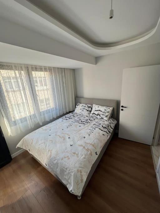 Ferienwohnung Zeytinburnu Merkezi Konumda, Sifir Daire & Esyalar Istanbul Exterior foto